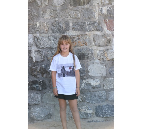 Camiseta UP Surfboards - Danger blanca