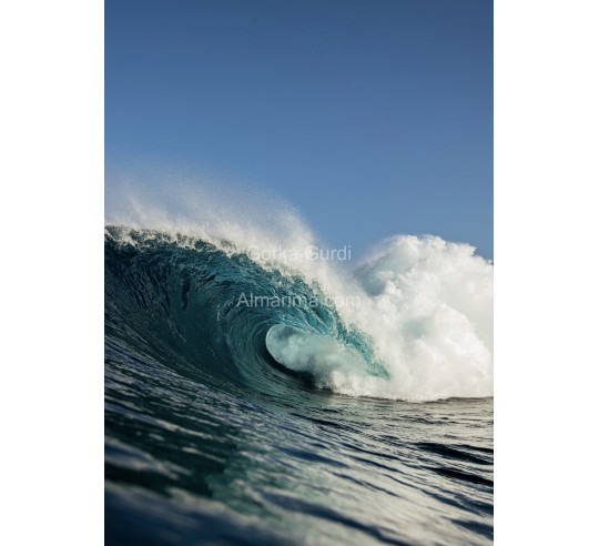 Surf Photo - "Tubazo" by Gorka Ezkurdia